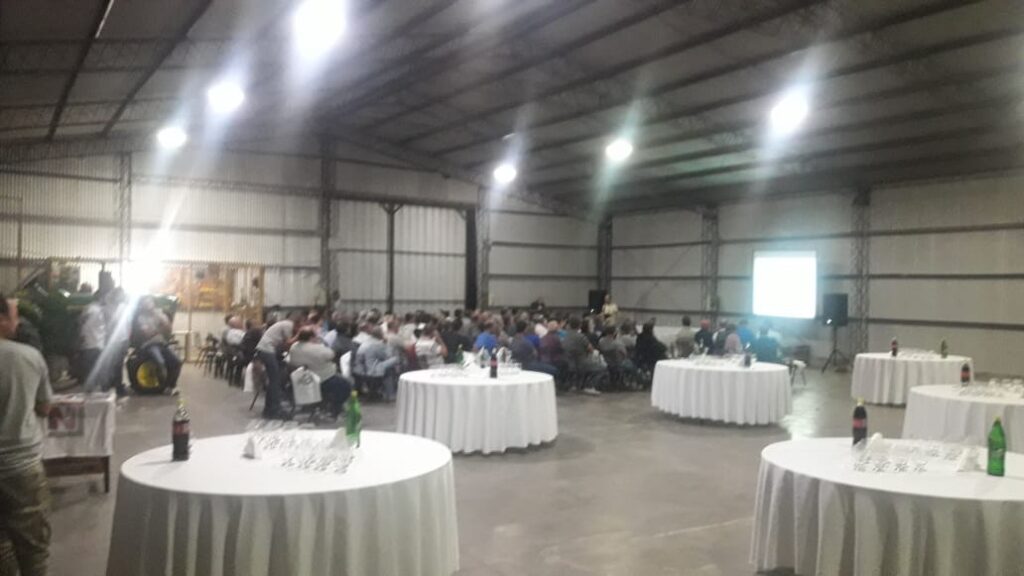 Presentación de nuevo equipo de fertilización